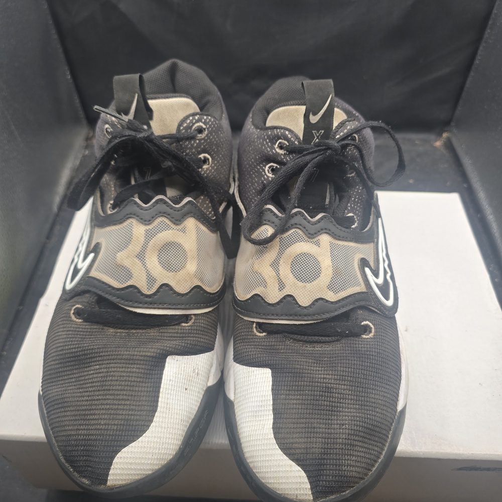 Nike Black and White Athletic Sneakers‎